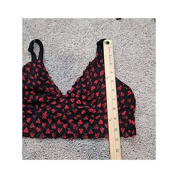 Victoria’s Secret Lace Bralette L Black Heart Mesh Romantic Lingerie EUC - Picture 8 of 8